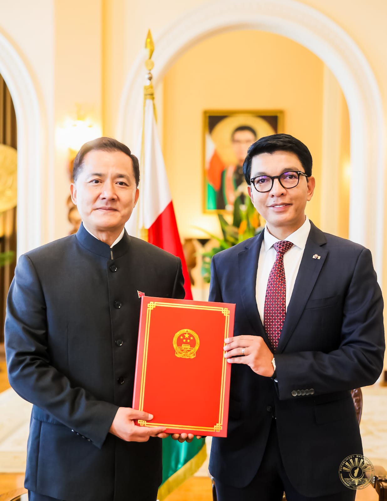Présentation des Lettres de créance  du nouvel Ambassadeur de la République Populaire de Chine à Madagascar