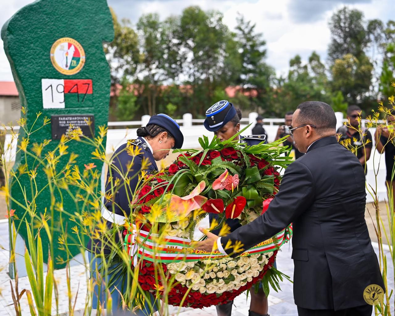 « TOLOM-PANAFÀHANA, FANAVAOZANA NY FITIAVAN-TANINDRAZANA » 