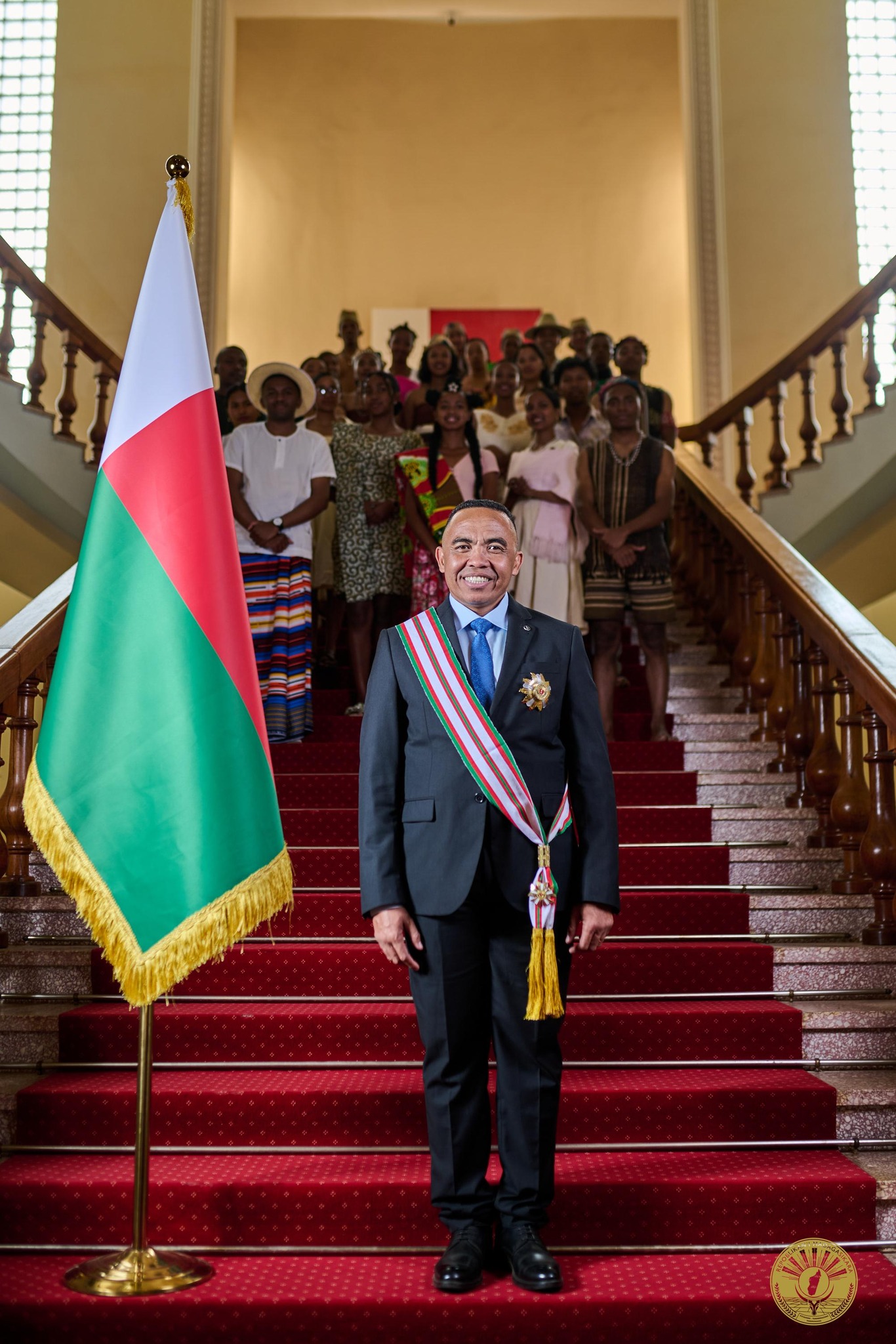 Tsy hisy ny "effigie" na sary ofisialin'ny Filohan'ny Fanavaozana ny Repoblika